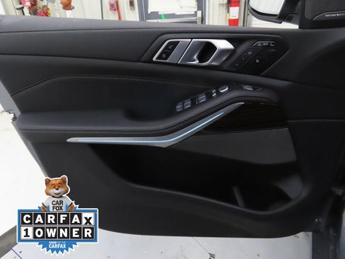 Used 2025 BMW X7 xDrive40i image 9