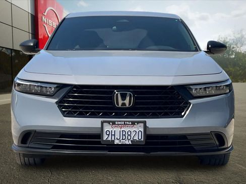 Used 2023 Honda Accord Sport image 11