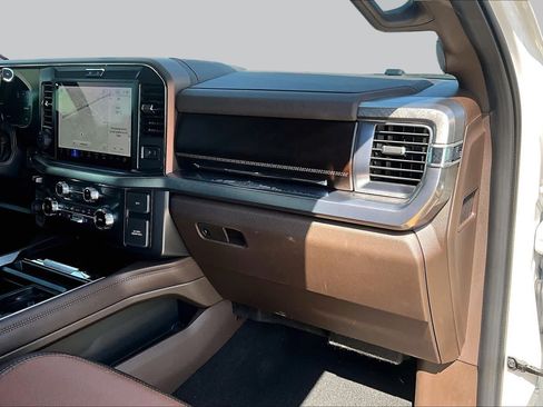 Used 2025 Ford F250 King Ranch w/ FX4 Off-Road Package AWD/4WD image 19