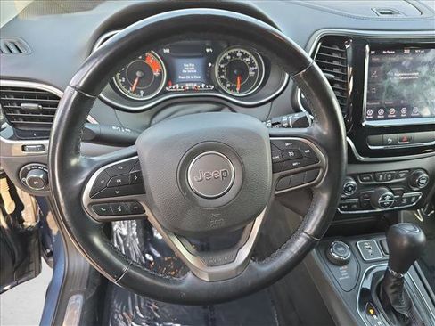 Used 2020 Jeep Cherokee Limited AWD/4WD image 18