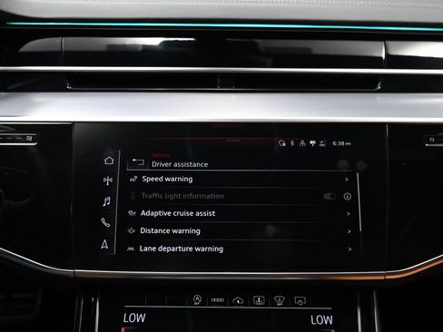 Used 2022 Audi S8 image 38