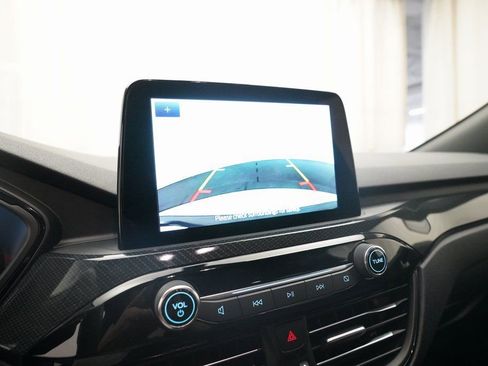 Used 2025 Ford Escape ST-Line image 19