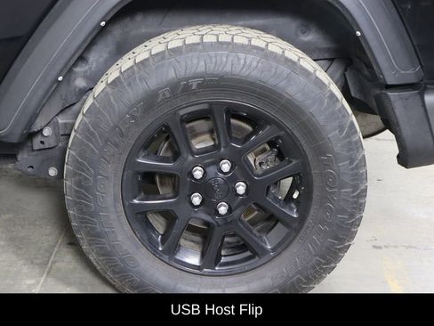 Used 2022 Jeep Wrangler Sport AWD/4WD image 27