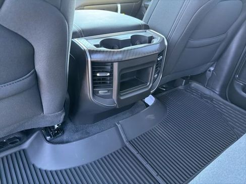 New 2026 RAM 1500 4x4 Crew Cab image 11