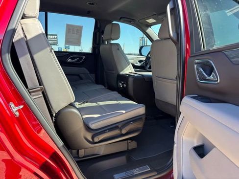 Used 2021 GMC Yukon SLT image 16