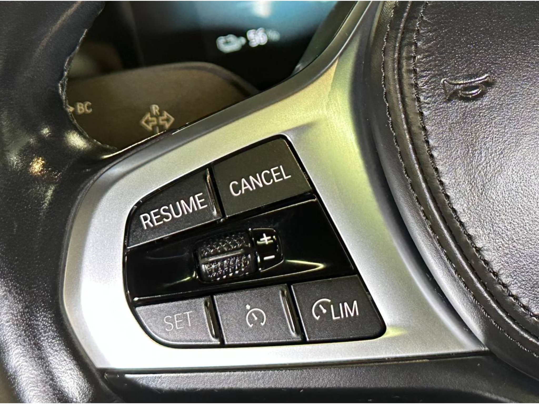 Used 2023 BMW i4 eDrive40 w/ M Sport Package RWD image 25