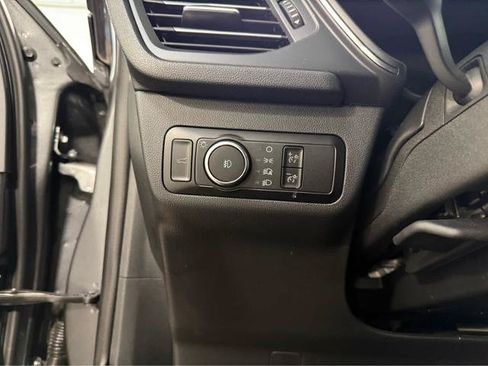 Used 2025 Ford Escape Platinum AWD/4WD image 26