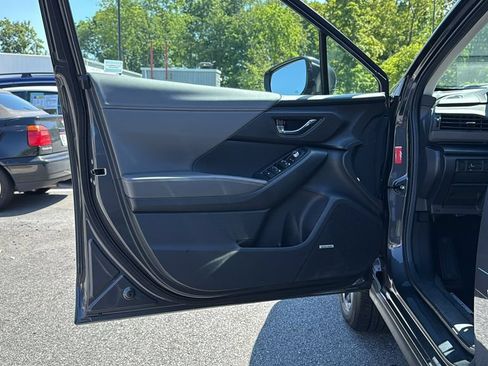 Certified 2024 Subaru Crosstrek 2.5i Limited AWD/4WD image 11