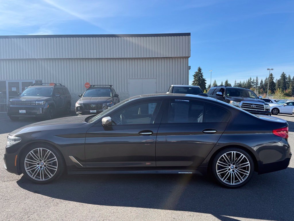 Used 2018 BMW M550i xDrive w/ Dynamic Handling Package AWD/4WD image 5