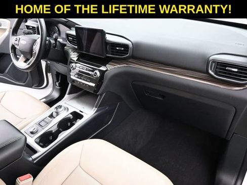 Used 2021 Ford Explorer Limited w/ Equipment Group 301A AWD/4WD image 52