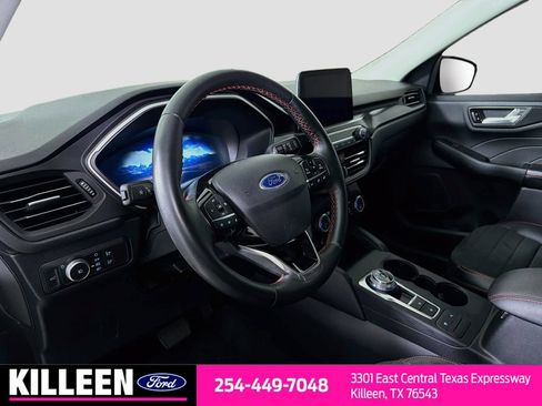 Used 2021 Ford Escape SEL w/ SEL Stealth AWD Package image 11