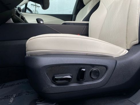 Used 2025 Lexus RX 350 Premium Plus w/ Convenience Package image 13