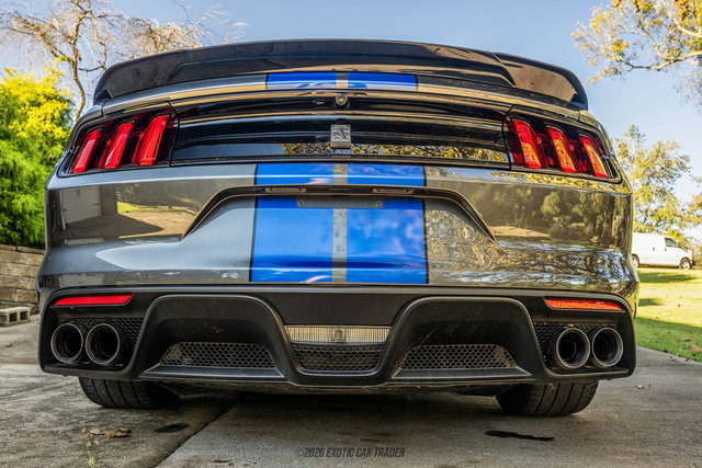 Used 2018 Ford Mustang Shelby GT350 w/ Convenience Package RWD image 83