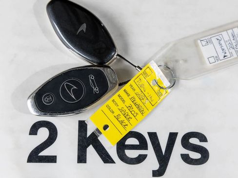 Used 2023 McLaren 720S Spider image 19