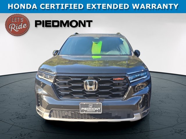 Used 2024 Honda Pilot TrailSport image 3