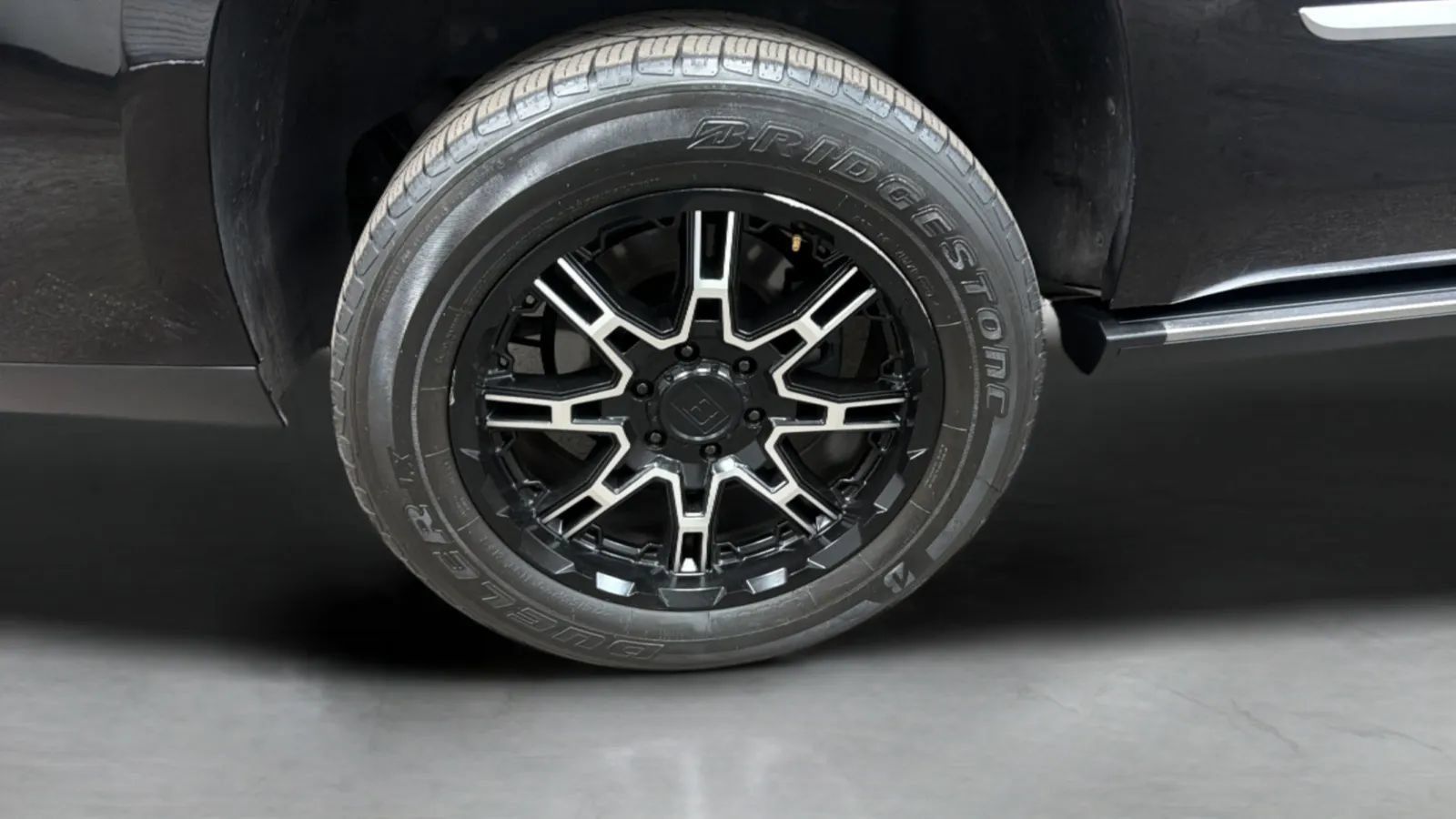 Used 2019 Cadillac Escalade Platinum RWD image 27