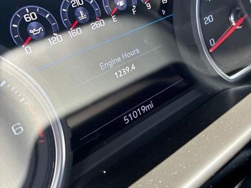 Used 2020 Chevrolet Silverado 1500 High Country w/ Technology Package AWD/4WD image 15