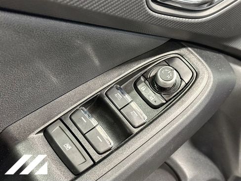 Used 2024 Subaru Crosstrek 2.5i Limited w/ Popular Package #4A image 19