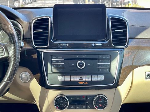 Used 2017 Mercedes-Benz GLS 450 4MATIC image 29