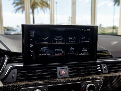 Used 2022 Audi S4 Premium Plus w/ Premium Plus Package image 16