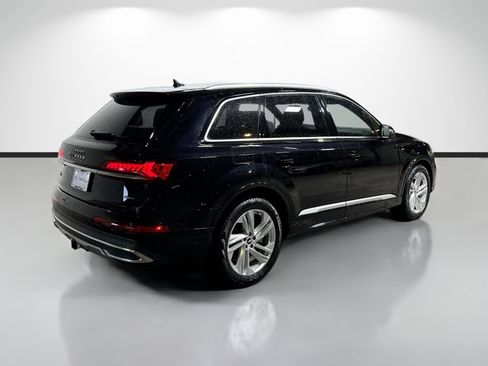 Used 2021 Audi Q7 3.0T Prestige image 3