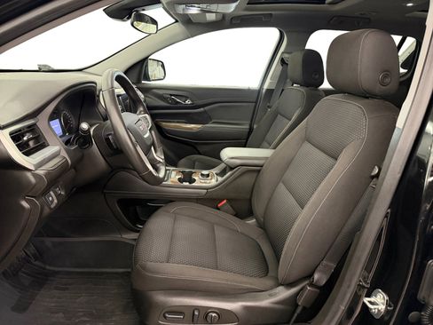 Used 2023 GMC Acadia SLE w/ Infotainment Package AWD/4WD image 9