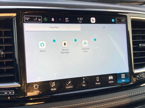 Used 2023 Chrysler Pacifica Limited image 24