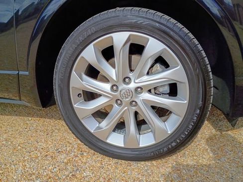 Used 2017 Buick Envision Premium image 20