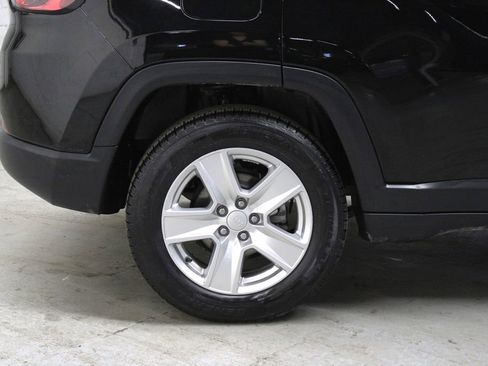 Used 2022 Jeep Compass Latitude image 33