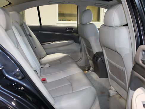 Used 2012 INFINITI G37 Journey w/ Premium Pkg RWD image 31