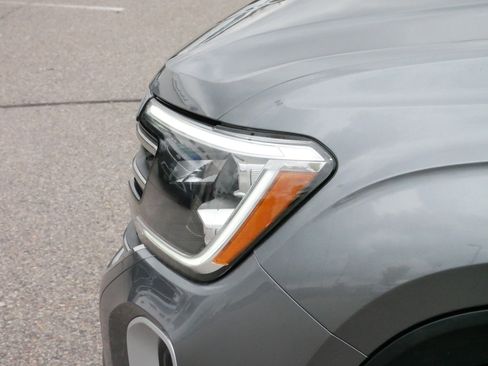 Certified 2024 Volkswagen Atlas SE image 16