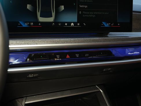 Used 2023 BMW 760i xDrive 760i xDrive w/ Executive Package image 20