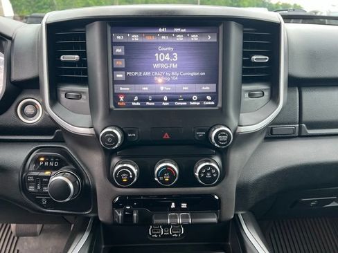 Used 2020 RAM 1500 Big Horn AWD/4WD image 17