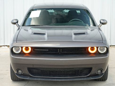 Used 2018 Dodge Challenger SXT w/ Blacktop Package image 36