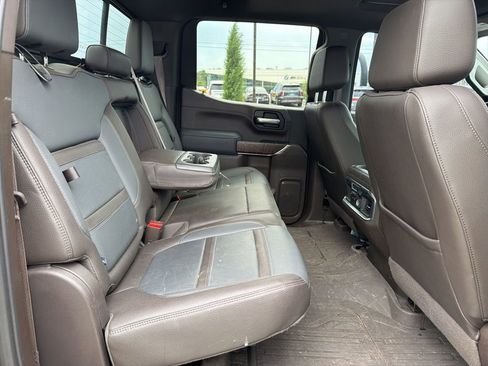 Used 2021 GMC Sierra 1500 Denali w/ Denali Ultimate Package AWD/4WD image 18