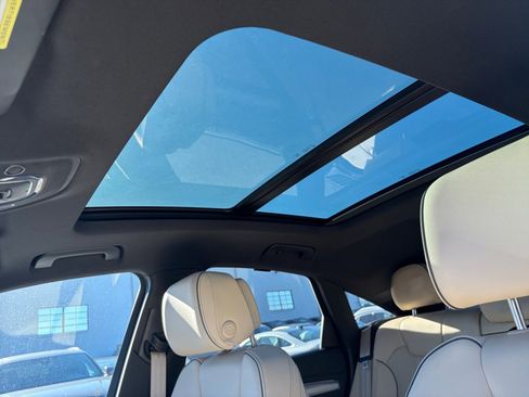 Used 2025 Audi Q5 Prestige w/ Prestige Package image 21