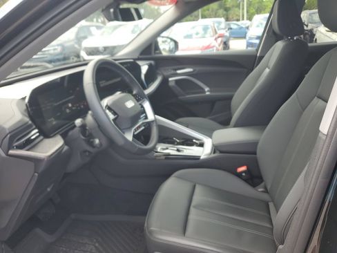 Certified 2025 Audi Q5 Premium w/ Convenience Package AWD/4WD image 24