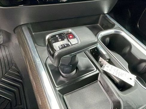 Used 2023 Chevrolet Silverado 1500 RST AWD/4WD image 17