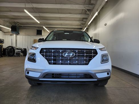 New 2026 Hyundai Venue SEL FWD image 22