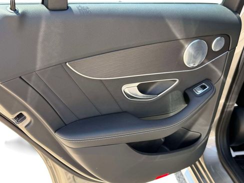 Used 2020 Mercedes-Benz C 300 4MATIC Sedan image 20