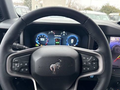 New 2025 Ford Bronco Badlands w/ Sasquatch Package image 11