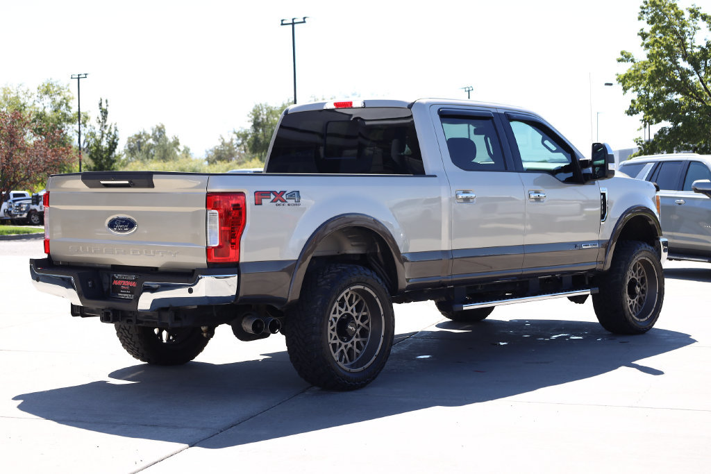 Used 2017 Ford F250 Lariat w/ Lariat Ultimate Package AWD/4WD image 6