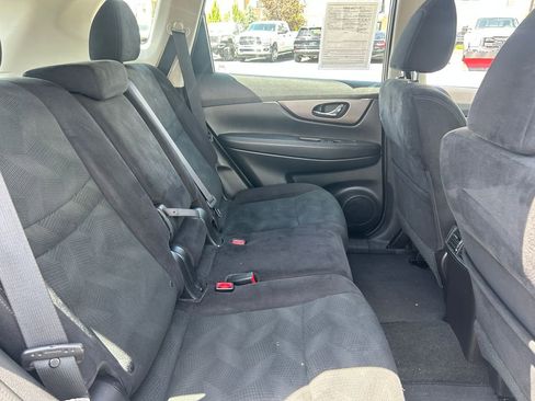 Used 2014 Nissan Rogue S AWD/4WD image 31