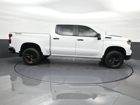 Used 2024 Chevrolet Silverado 1500 LT Trail Boss AWD/4WD image 7