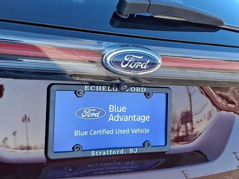 Certified 2017 Ford Edge Titanium w/ Equipment Group 301A image 30