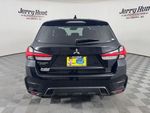 Used 2025 Mitsubishi Outlander Sport AWD image 7