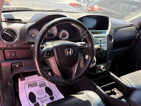 Used 2011 Honda Pilot Touring image 25