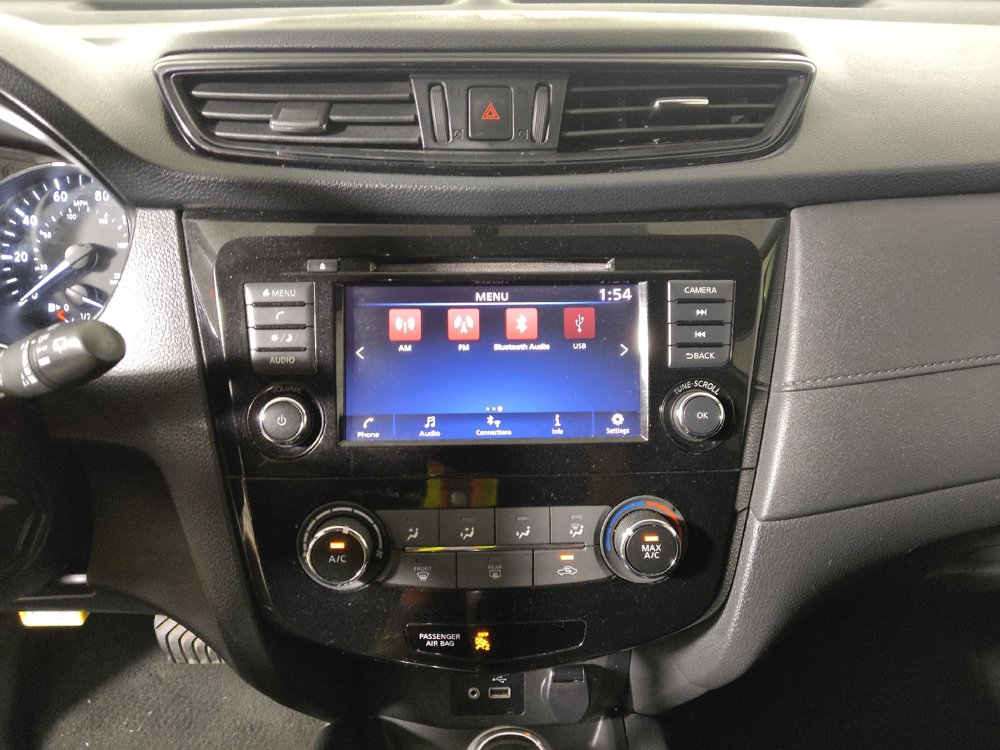 Used 2018 Nissan Rogue S AWD/4WD image 25