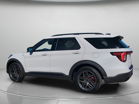 New 2026 Ford Explorer ST-Line w/ ST-Line Street Pack image 20
