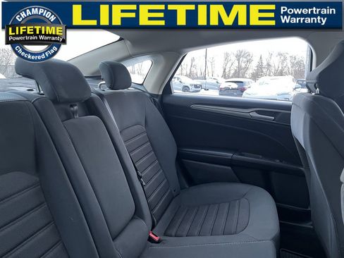 Used 2020 Ford Fusion SE image 38